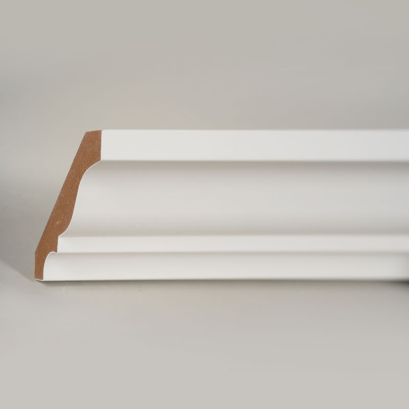 MDF kronestøbning (spartelgrundet og perlehvid) 3/5' x 3 1/4'