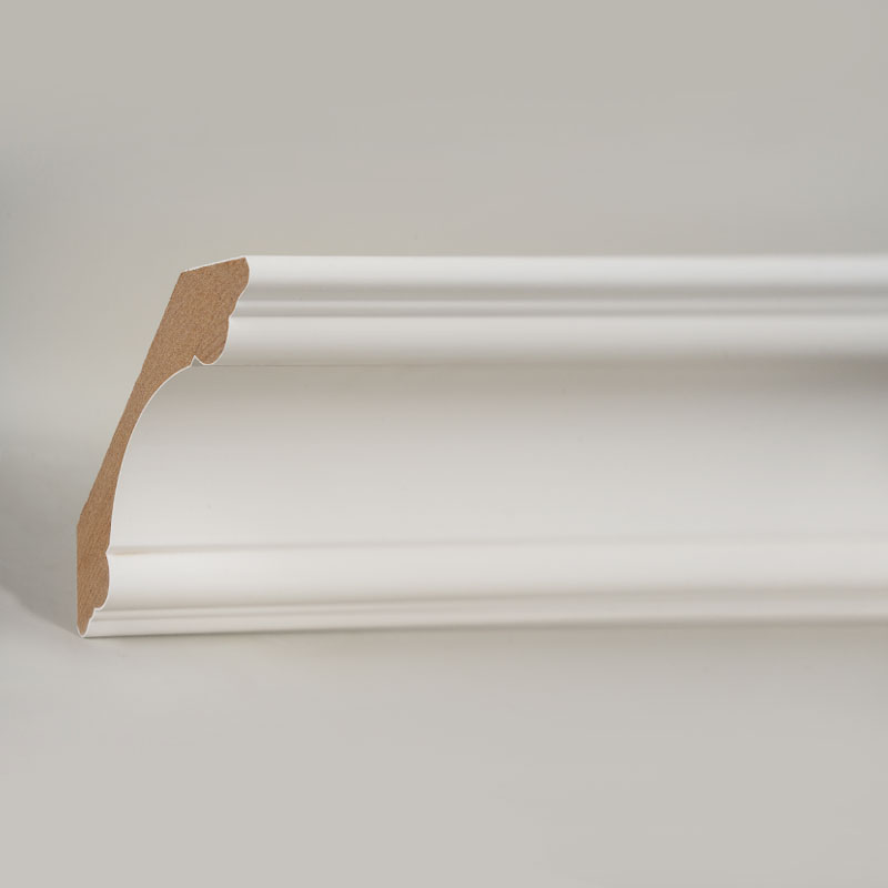 MDF kronestøbning (spartelgrundet og perlehvid) 3/4' x 3 3/8'