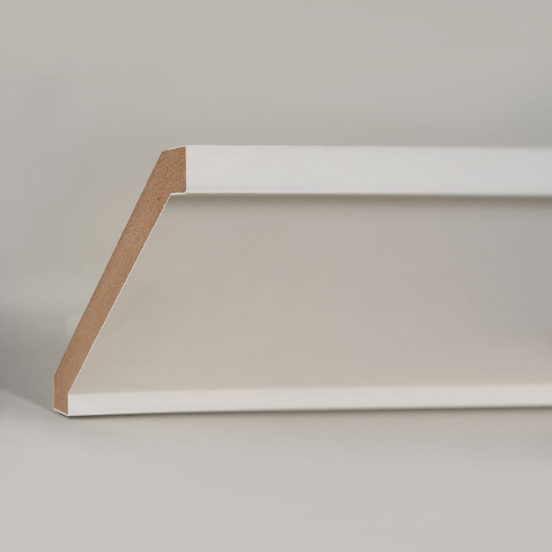 MDF kronestøbning (spartelgrundet og perlehvid) 3/5' x 4 1/4'