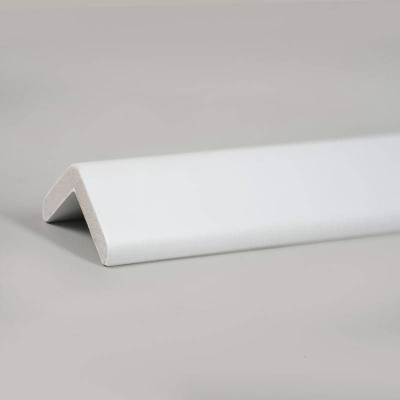 Massivt træ retvinklet (90°) overgangsstrimmel (spartelgrundet+ maling) - Hvid 1 1/9' x 1 1/9'
