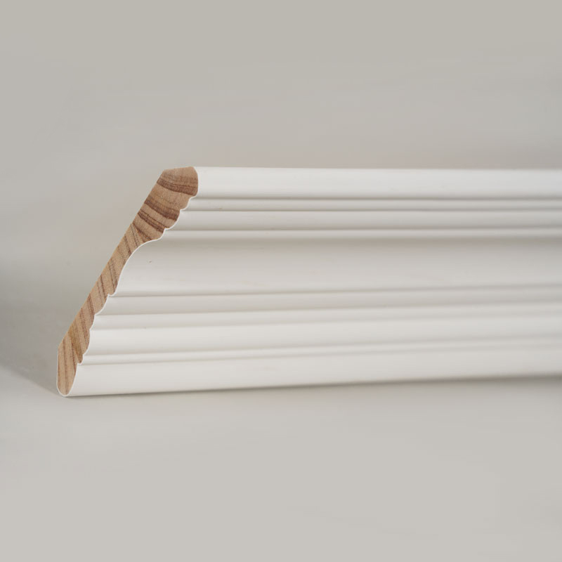 Fyrretræ kronestøbning (spartelgrundet og perlehvid) 3/5' x 3 4/9'