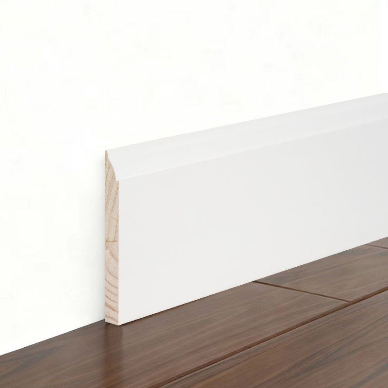Fyrretræ fodliste (spartelgrundet og perlehvid) 3/5' x 4 1/4'