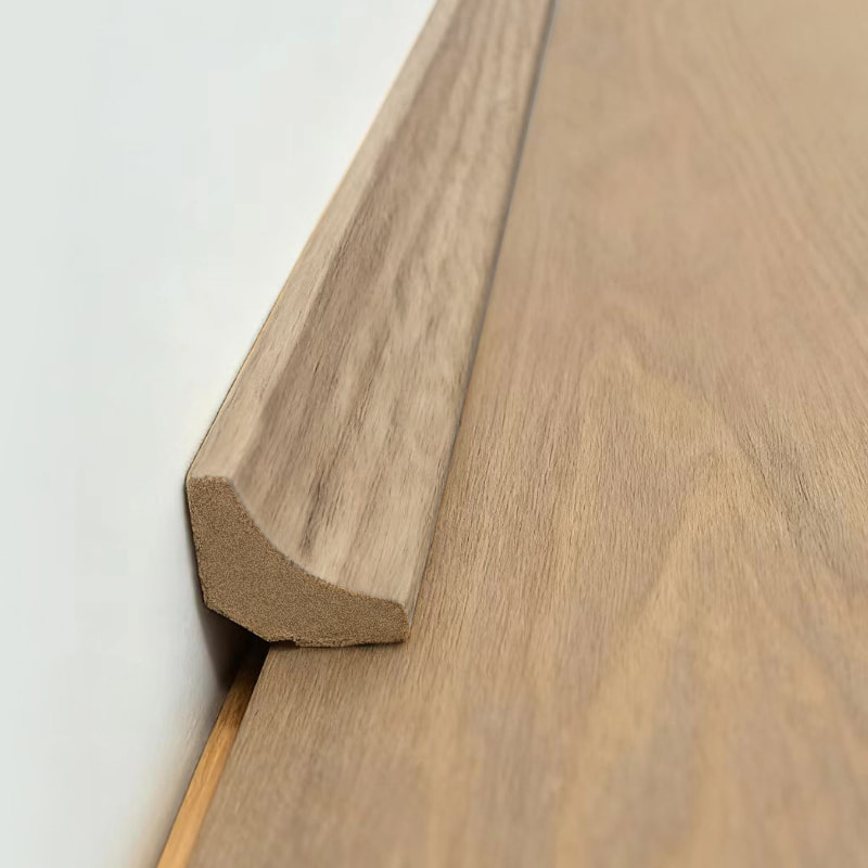 MDF indvendig hjørnestøbning/Scotia-støbning (omviklet med hvid eg finer + maling) - Naturlig eg farve 7/8' x 7/8'
